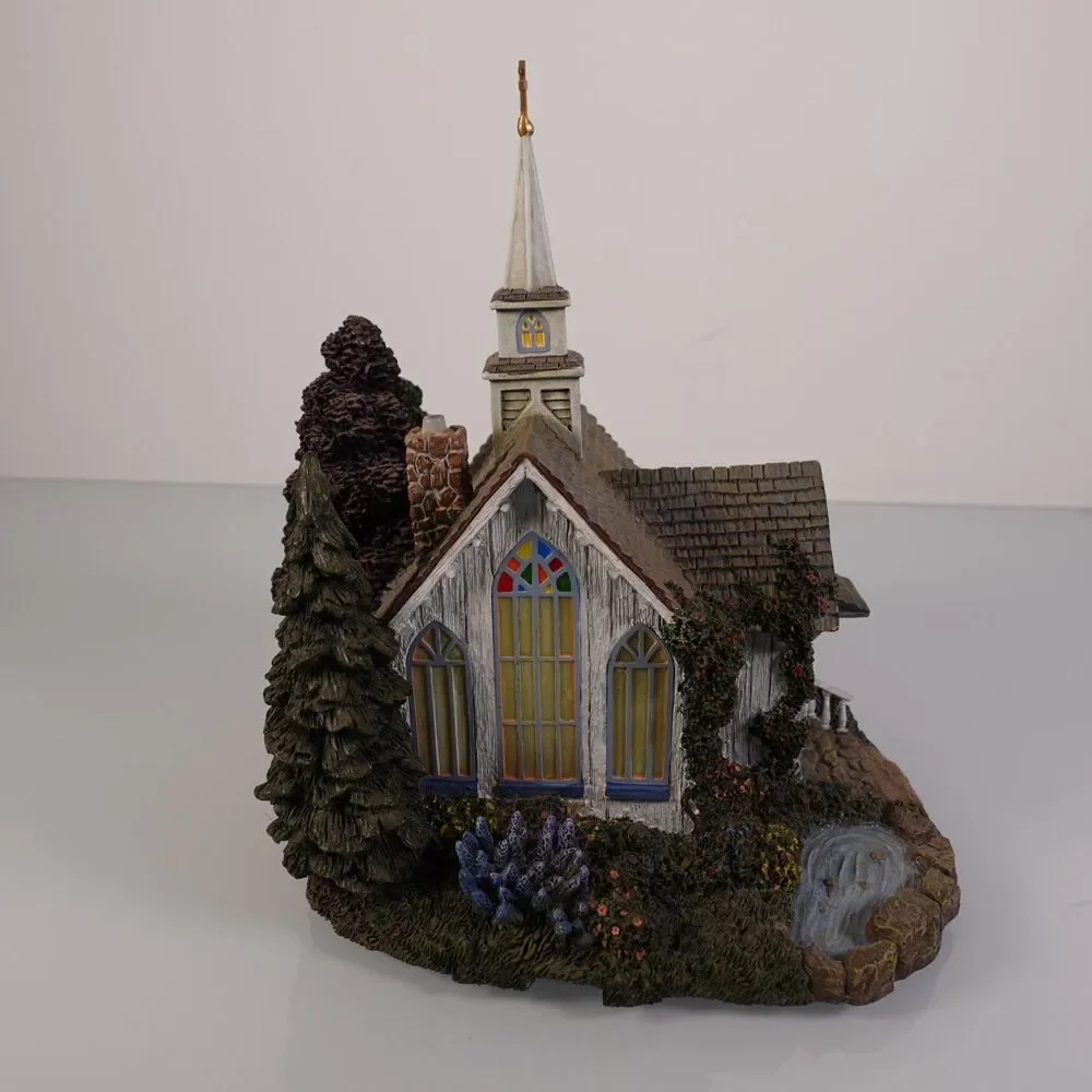 Hawthorne Village Seaside Thomas Kinkade Seaside Chapel Lighted with COA 79736